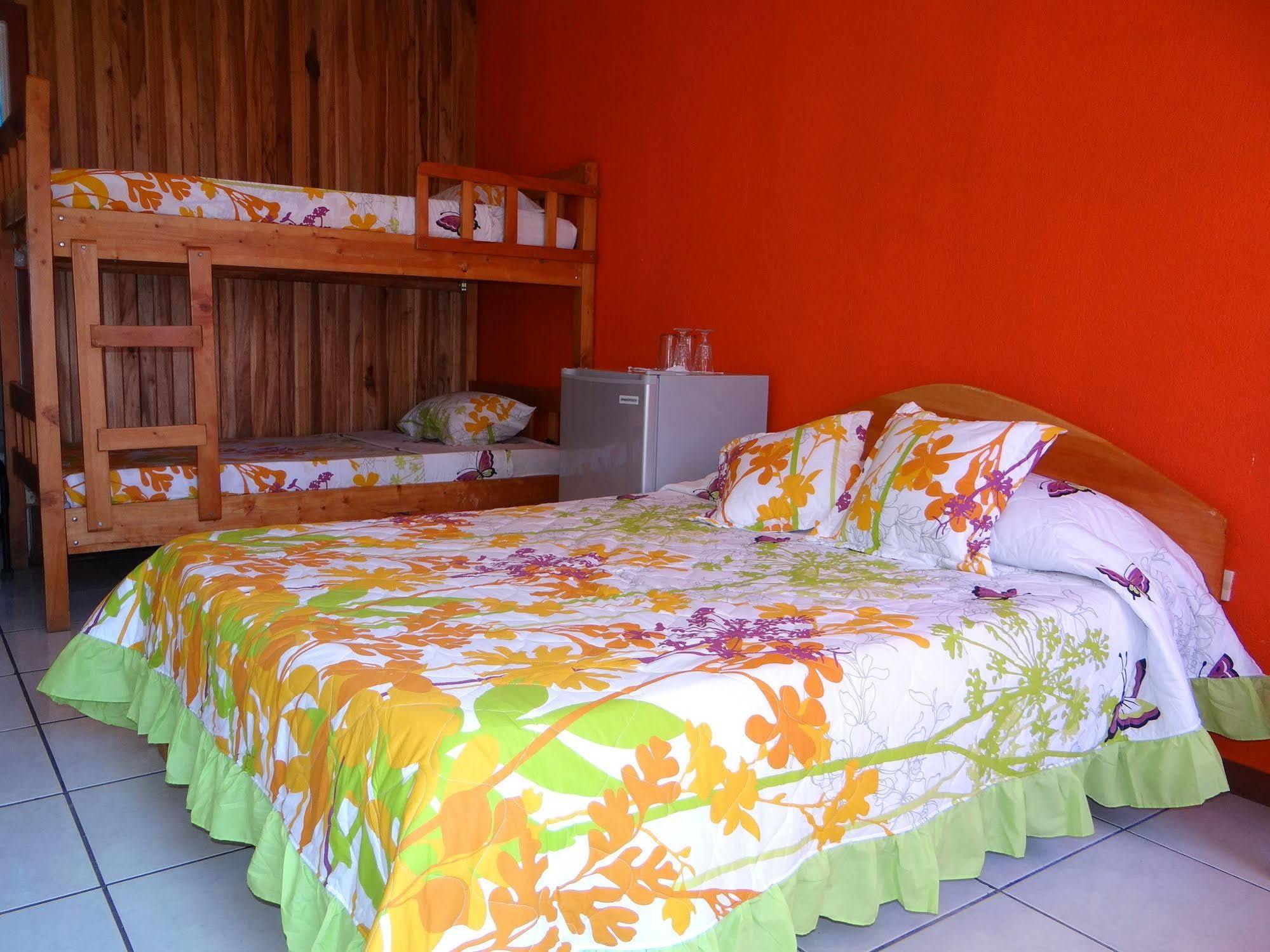 Hotel&Hostel Sloth Backpackers Monteverde Buitenkant foto
